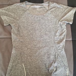 Womens Reebok work out shirt
